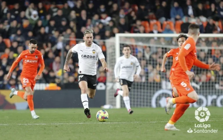 Valencia CF Terancam Degradasi ke Segunda División