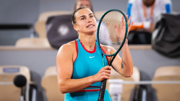 Aryna Sabalenka Buka Suara: Tak Akan Berhenti, Kritik Atap Roland Garros, dan Dampak Besar pada Peringkat WTA