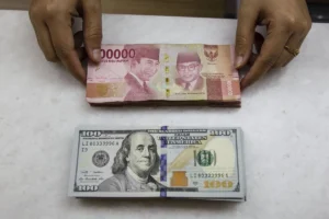 Harga Dolar Terus Meroket, Dampak Besar pada Mobil, Servis AC, dan Kerajinan di Seluruh Indonesia