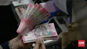Rupiah Pecah Rekor, Dolar AS Turun ke Rp17.708 – Apa Penyebabnya?