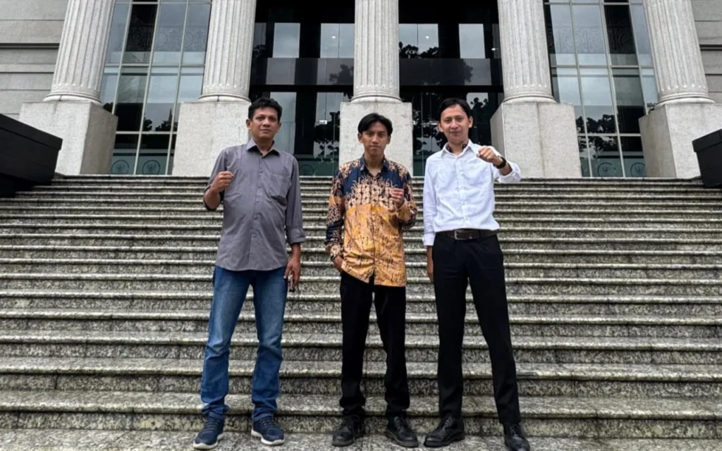 Sidang MK Ungkap Krisis Kontrak Paruh Waktu Guru Usai Program MBG: PHK Massal, Gaji di Bawah Standar